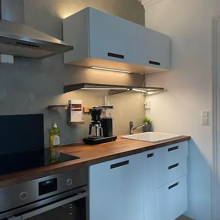 Moderne Leilighet Midt I Sentrum דירה