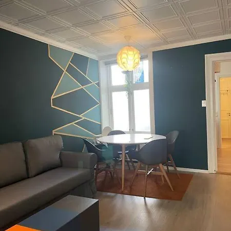 דירה Moderne Leilighet Midt I Sentrum *